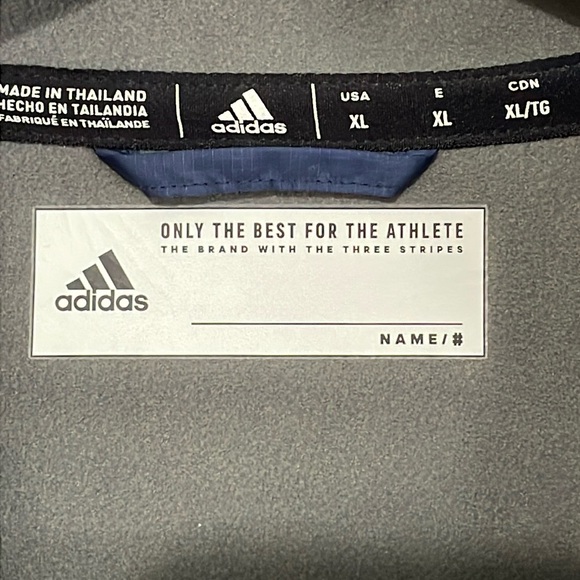 Adidas Georgia Tech GT men’s Size XL‎ navy blue zip up vest. - Picture 7 of 11